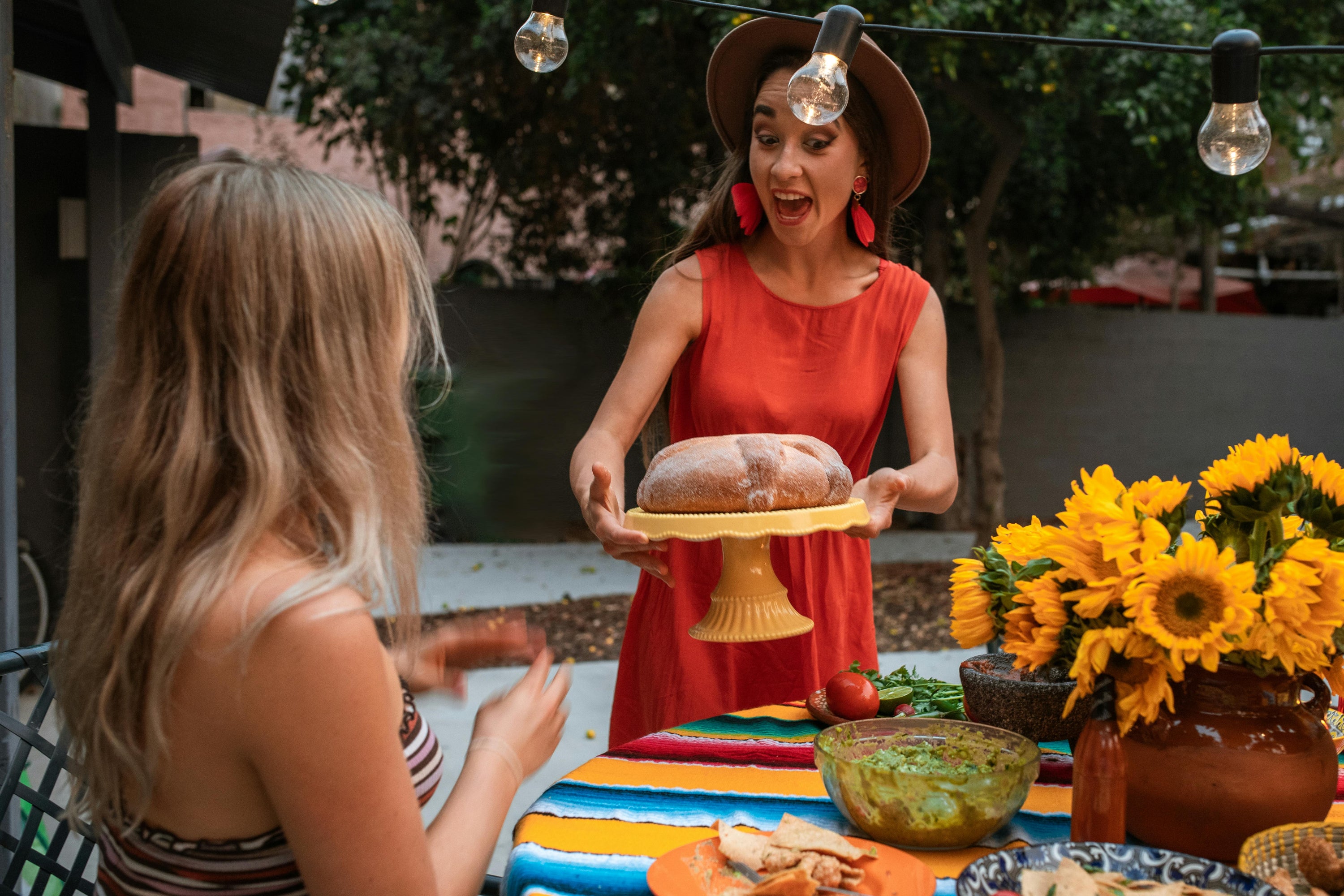 Alfresco Dinner Party Must-Haves