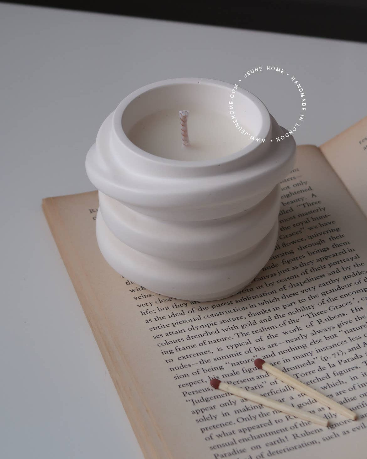 Fawn Lavender & Chamomile Scented Candle - Benny and Mollie