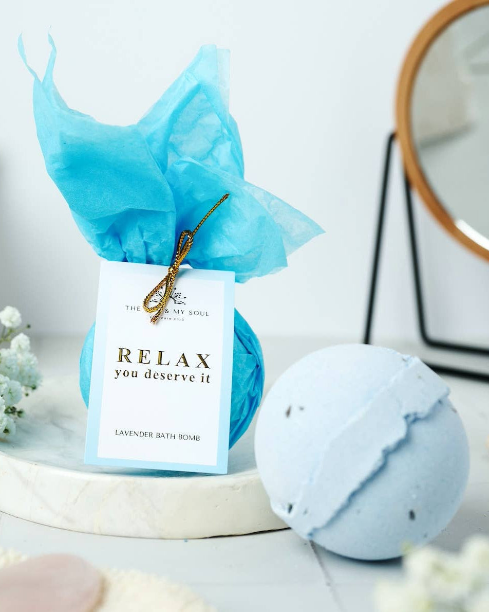 Lavender Scented Luxury Bath Bomb