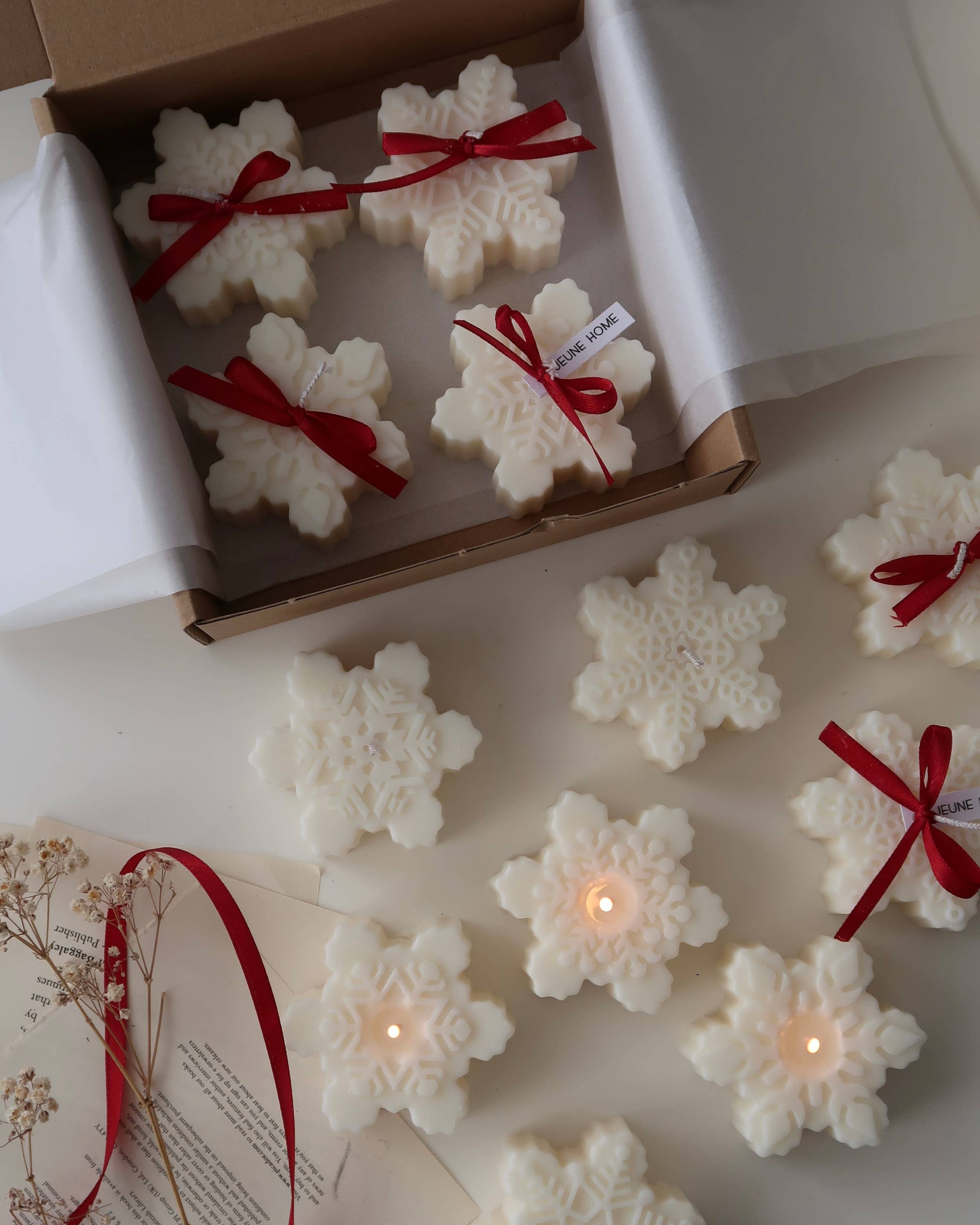 Boxed Scented Snowflake Candle
