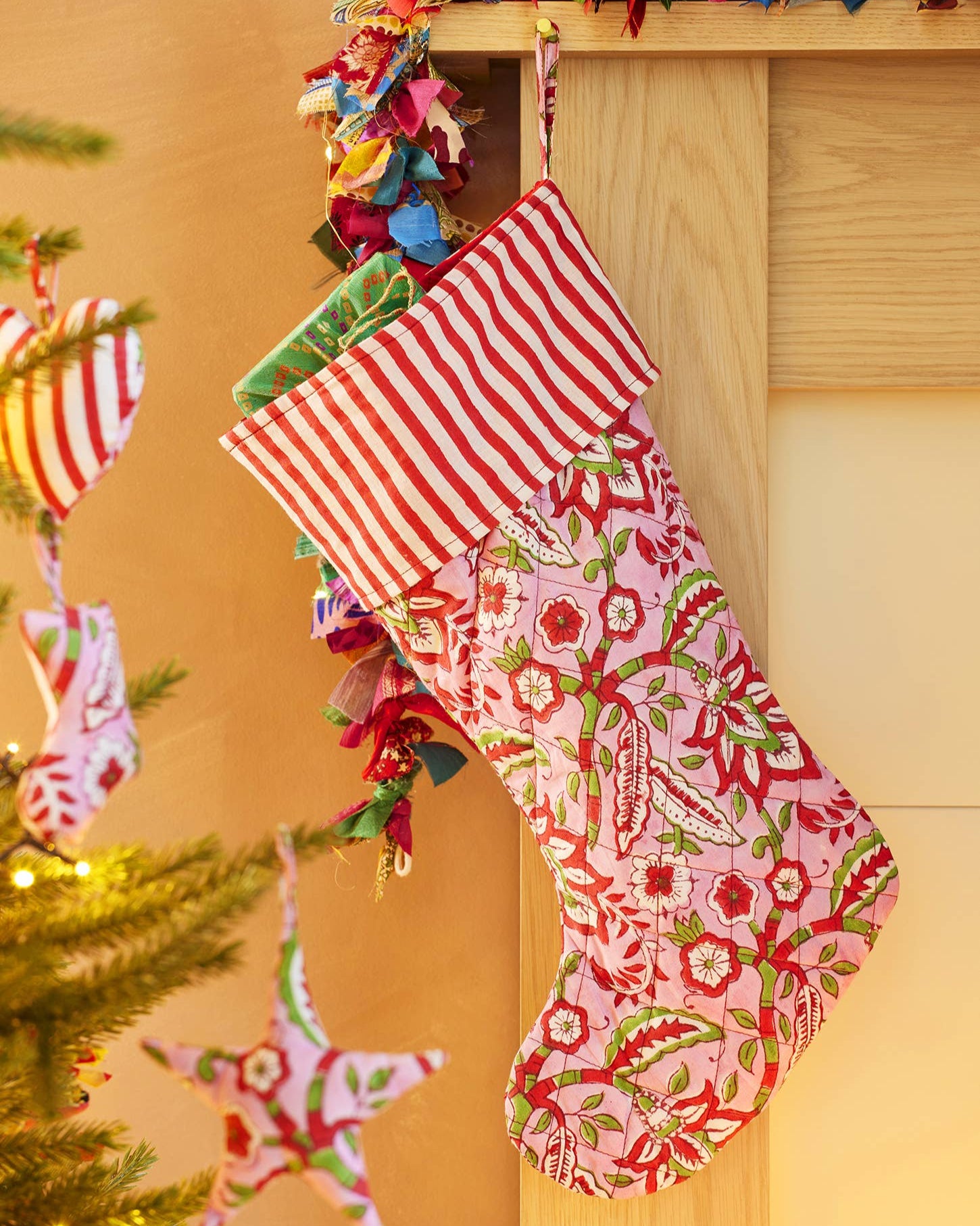 Arana Floral Block Print Stocking