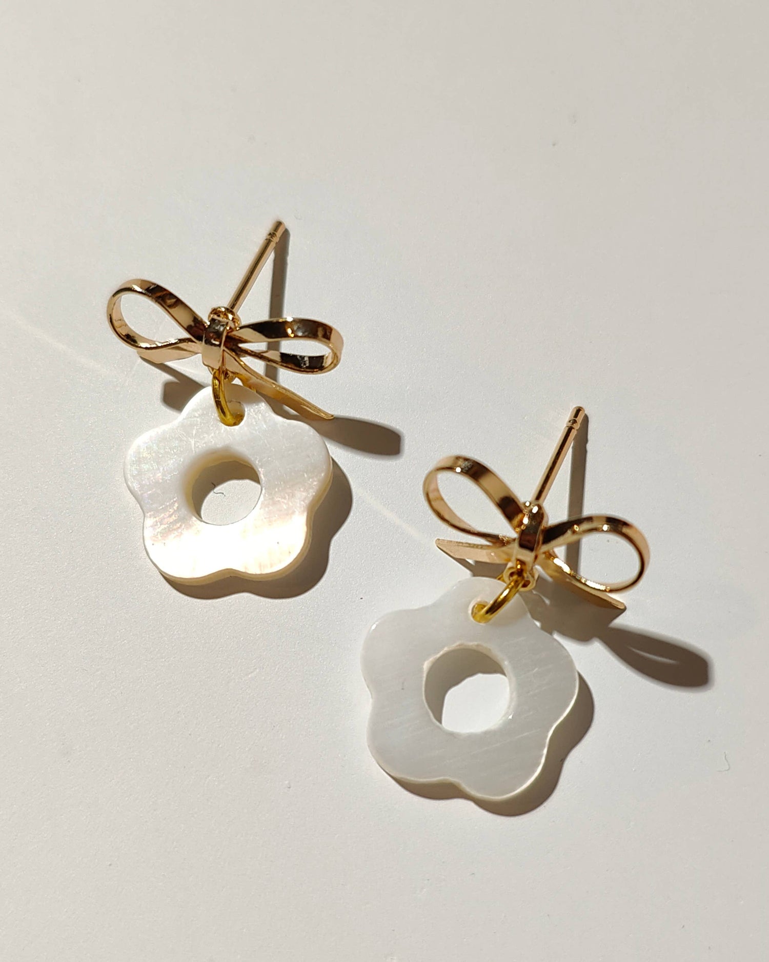 Shell Flower Bowknot Studs - Benny and Mollie
