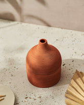 Moroccan Amber & Orris Root Textured Terracotta Candle With Lid