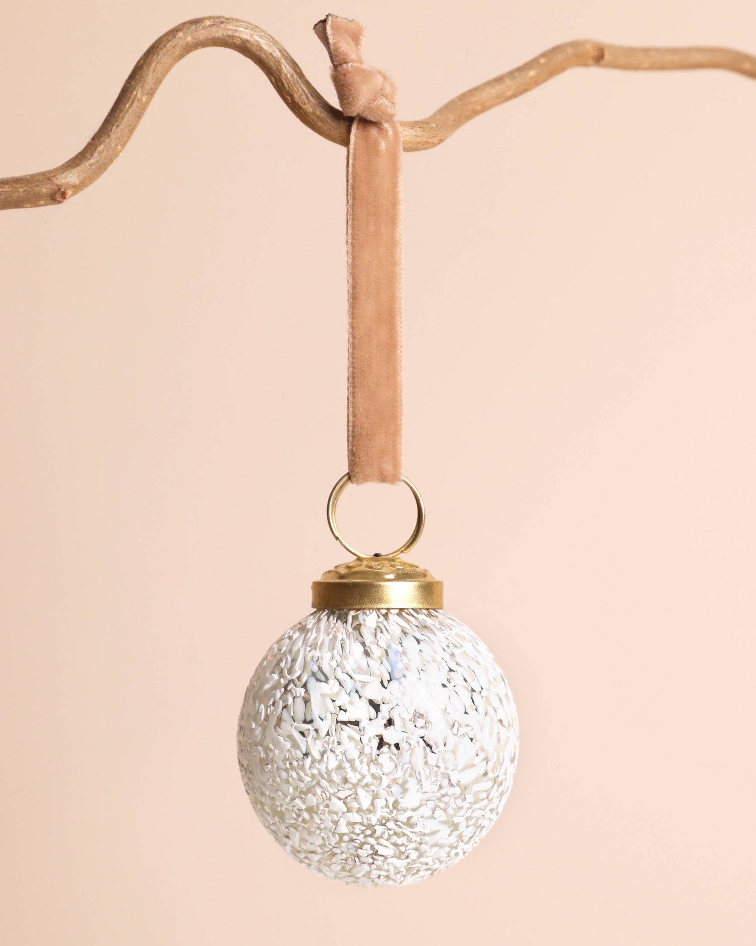 White Mottled Textured Bauble - Set of 3 - Benny and Mollie