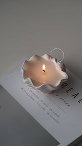 Driftwood & Rocksalt Scented Mini Clam Shell Candle - Benny and Mollie