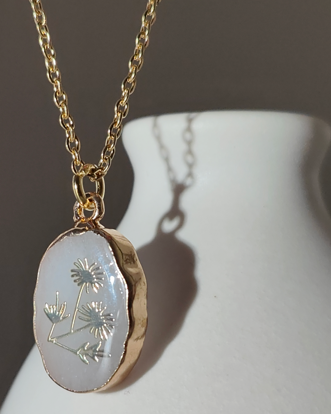 Natural Quartz Crystal Oval Necklace - Benny and Mollie