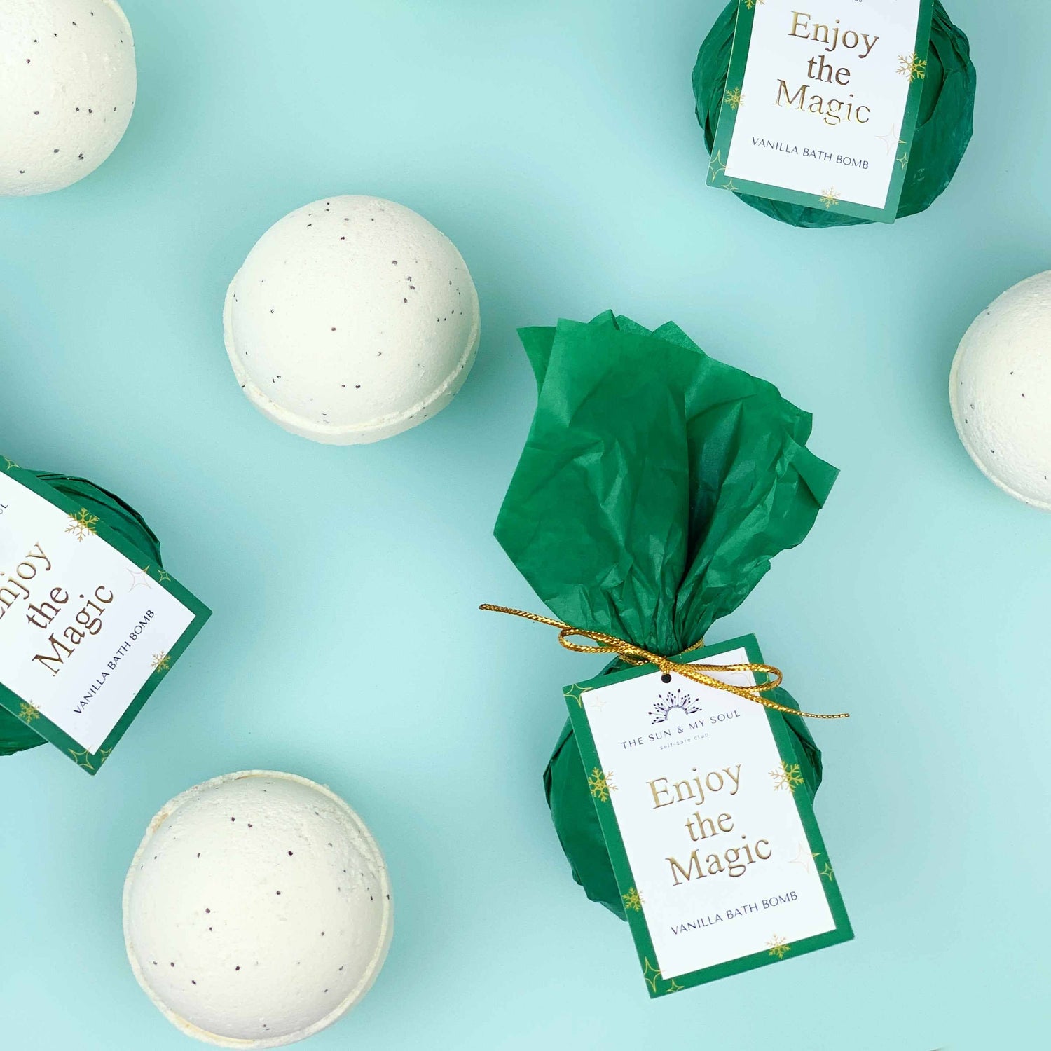 Luxury Enjoy the Magic Christmas Bath Bomb⎜Vanilla Scent