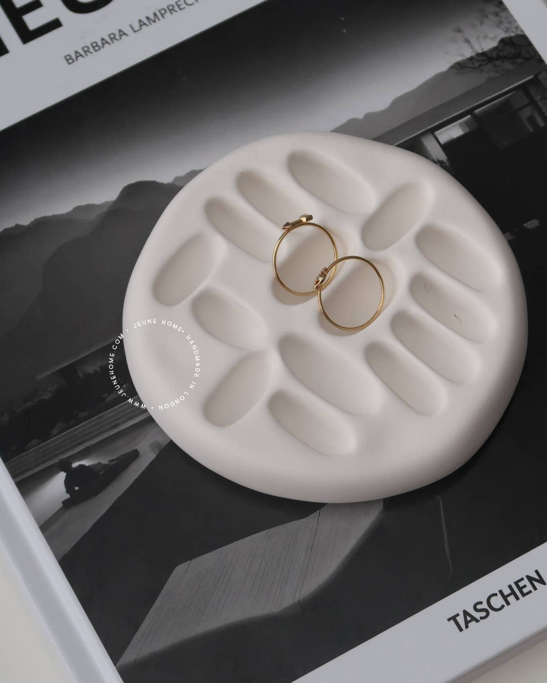 Mizu Organic Ring Holder - Benny and Mollie