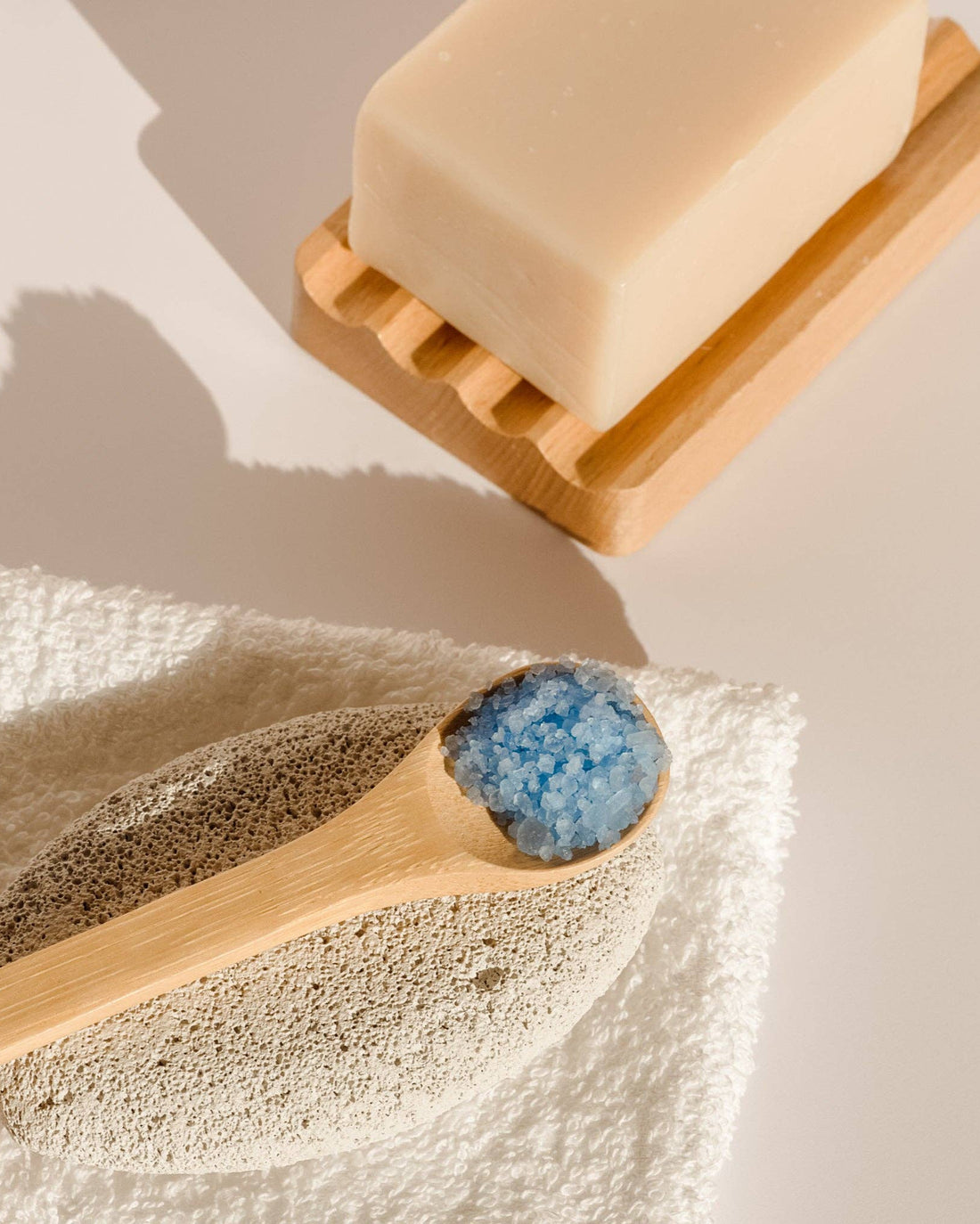 Muscle Soak Essential Oil Bath Salts - Benny and Mollie