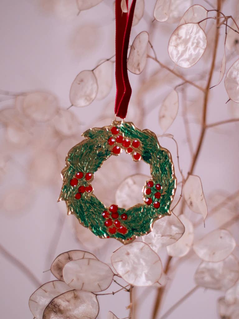 Tin Embossing Wreath Ornament with Ribbon