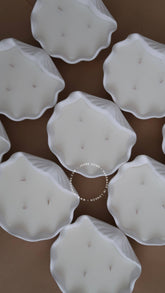 Scented Large Clam Shell Candle - Benny and Mollie