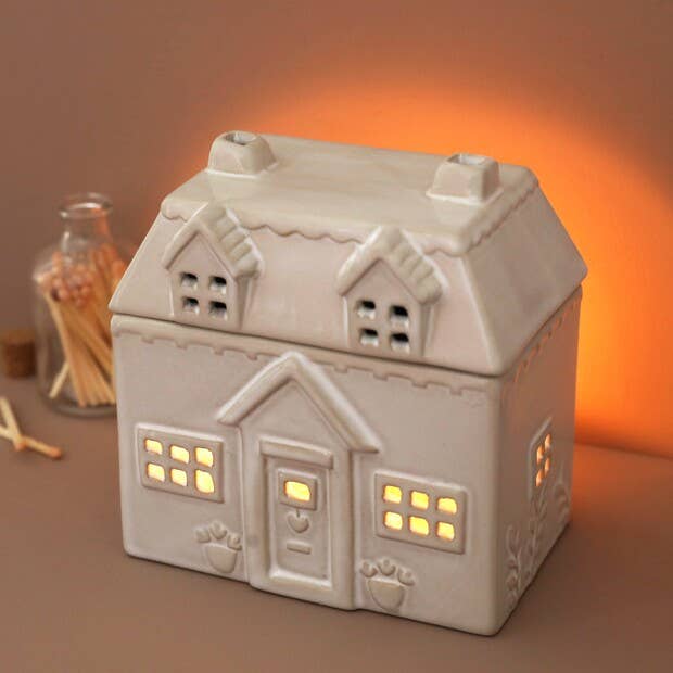 Ceramic House Wax Melt Burner - Benny and Mollie