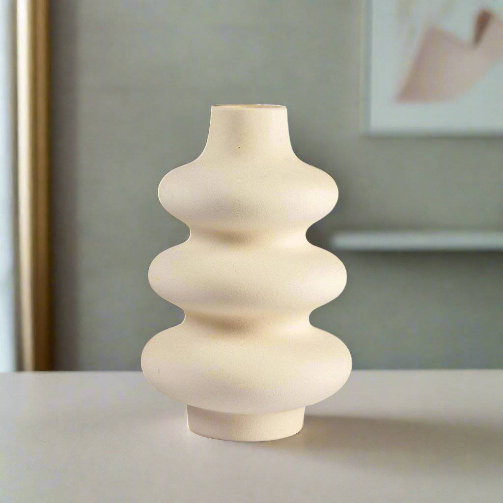 Handmade ceramic Journi Eve Vase, perfect for home décor. A timeless design crafted with artisanal care.