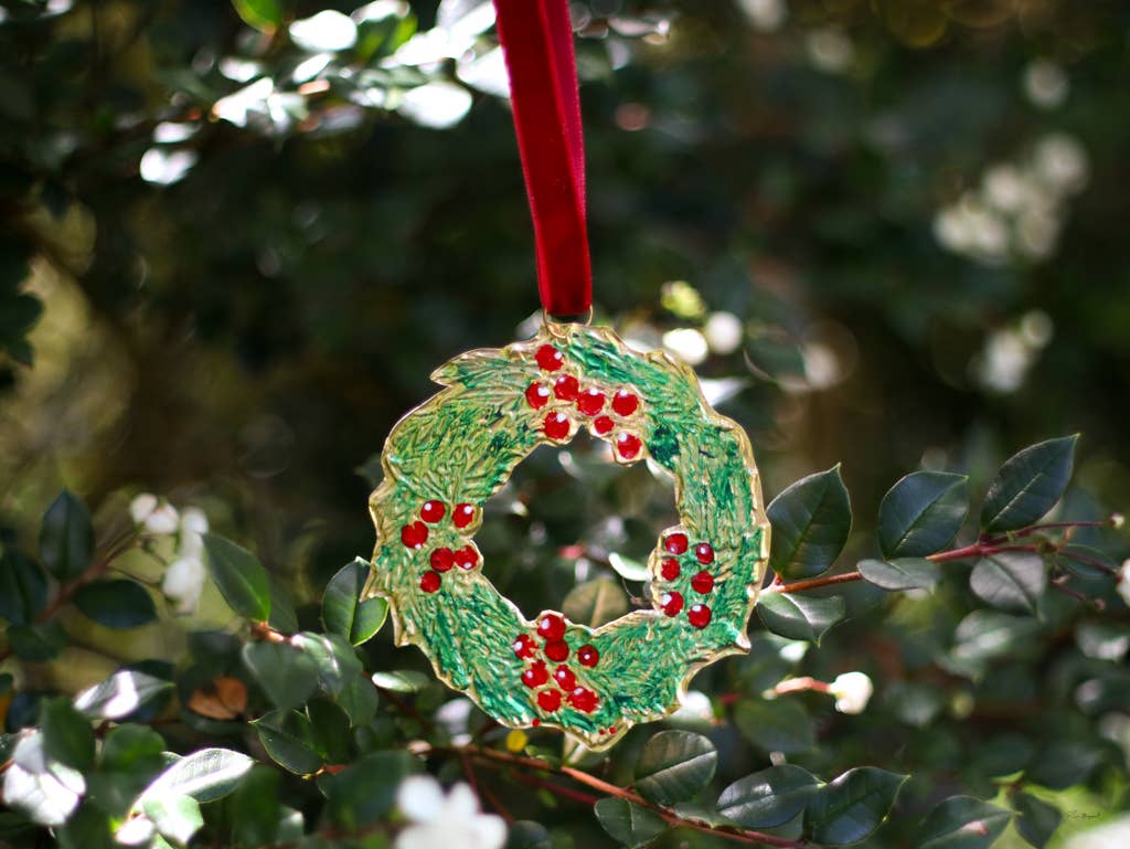 Tin Embossing Wreath Ornament with Ribbon