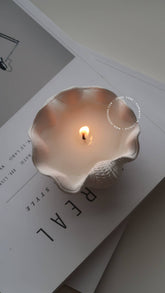 Driftwood & Rocksalt Scented Mini Clam Shell Candle - Benny and Mollie